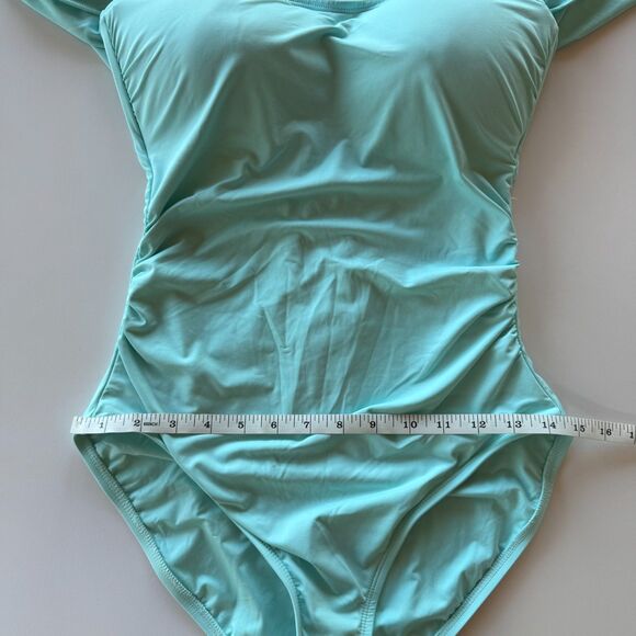 NWT La Blanca Island Goddess Ruffled Bandeau One Piece Swimsuit in Seafoam Sz 8 - Picture 14 of 14
